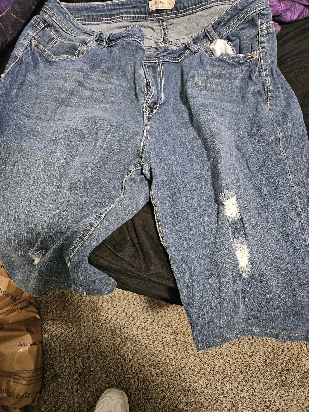 Women’s Mid-Blue Distressed Jeans Shorts